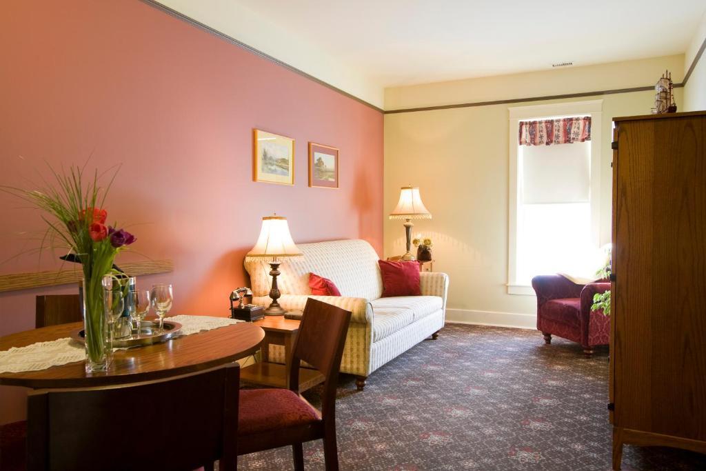 Selkirk Hotel Edmonton Habitación foto